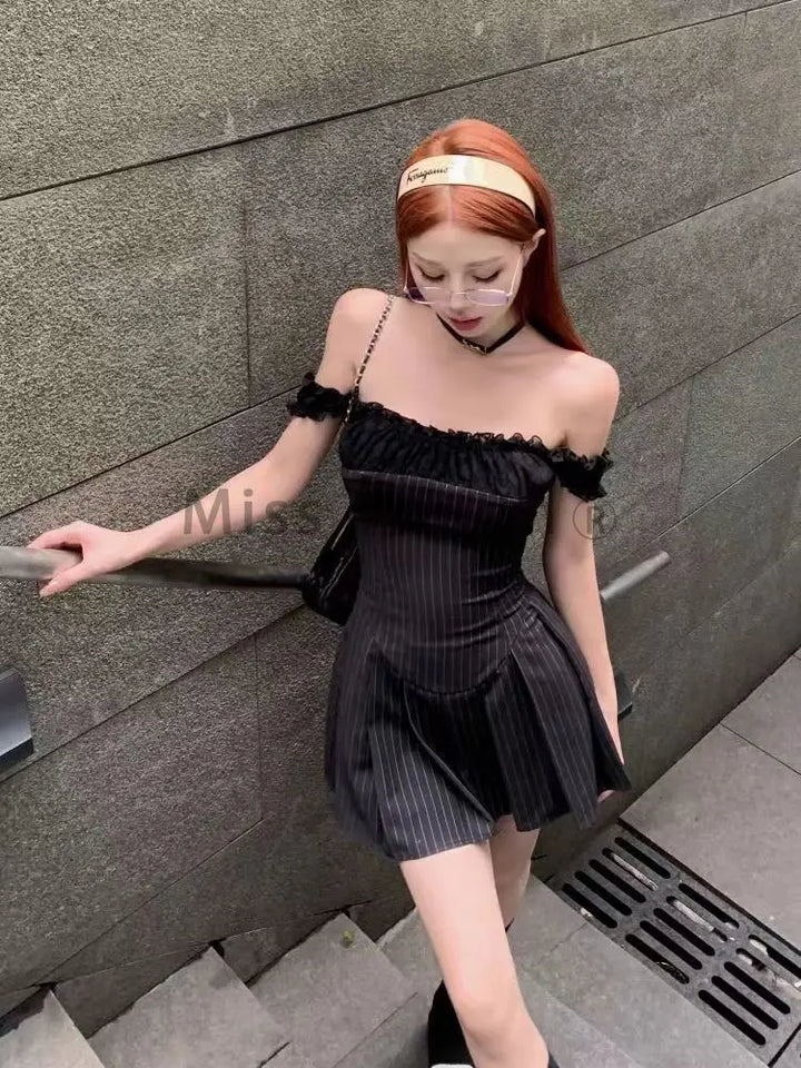 Vintage Stripped Lace Pleated Strap Dress Women 2025 Y2k American Short Dresses Fashion Chic Short Sleeve Streetwear Clothing
